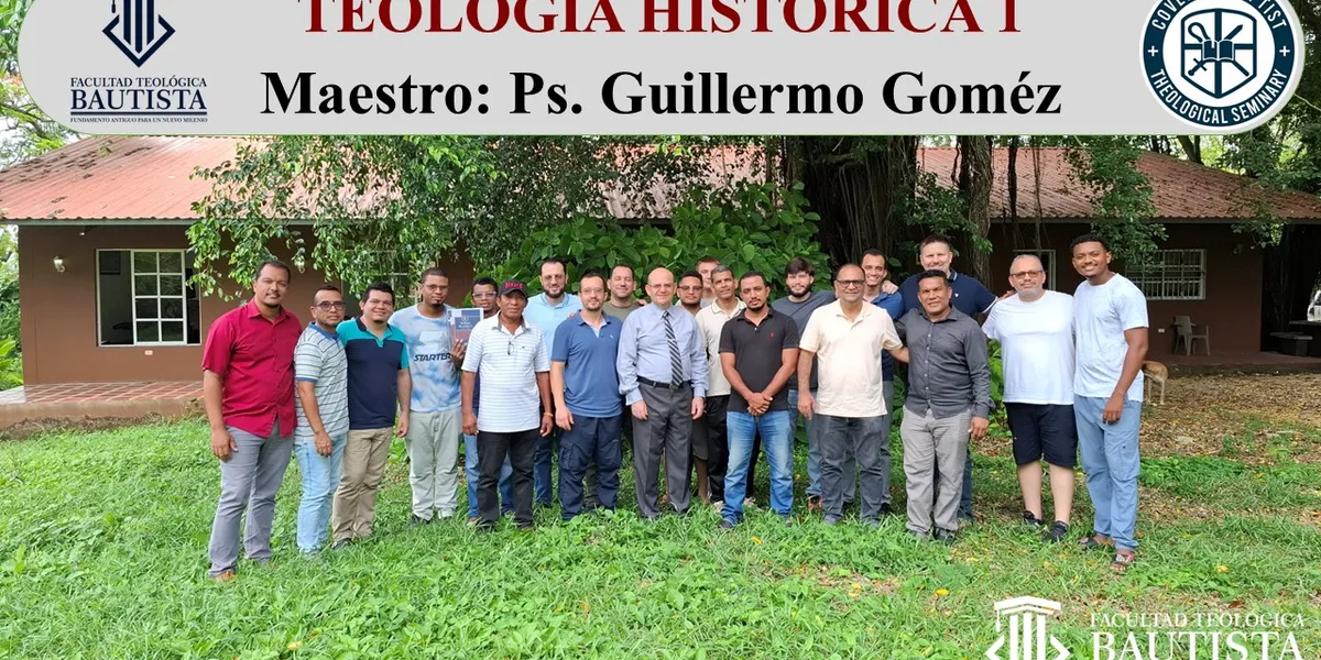 Estudiantes del Seminario Teológico